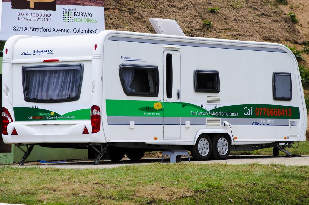 Go Outdoors Caravan Park นูวาราเอลิยา ภายนอก รูปภาพ