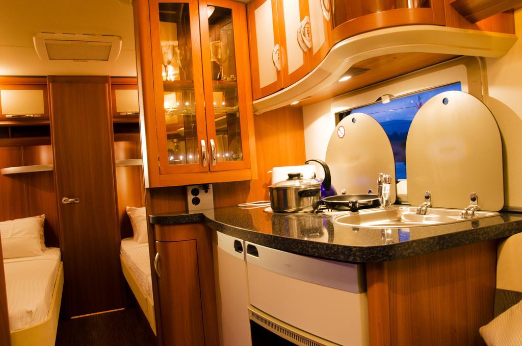 Go Outdoors Caravan Park นูวาราเอลิยา ภายนอก รูปภาพ