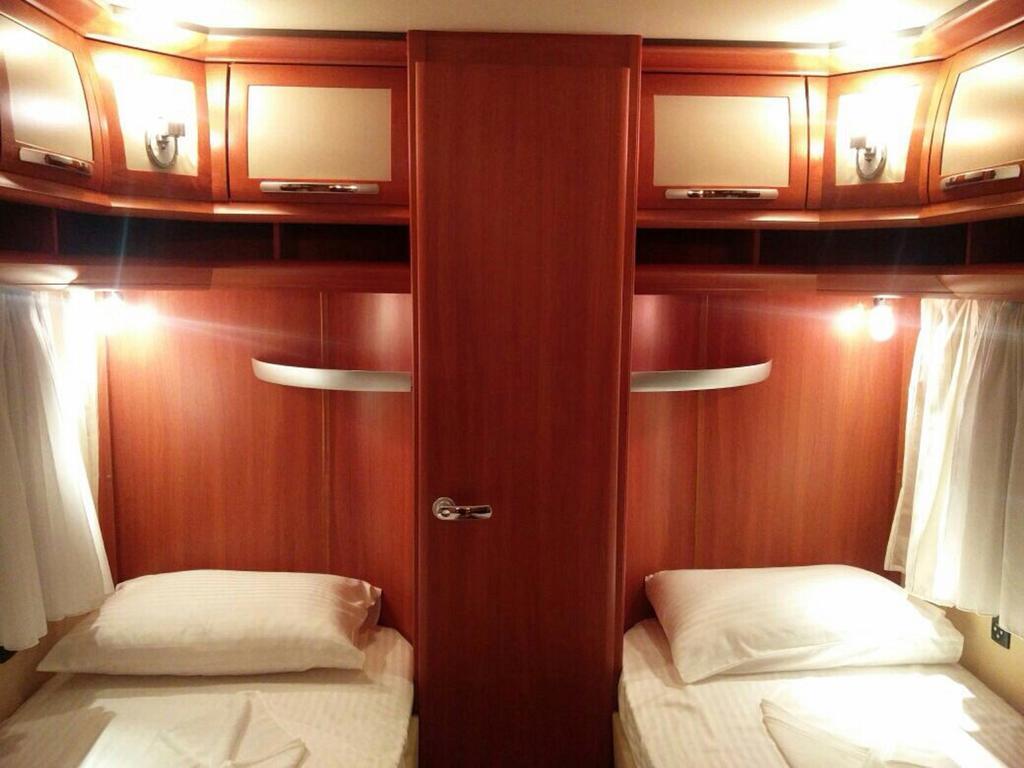 Go Outdoors Caravan Park นูวาราเอลิยา ภายนอก รูปภาพ