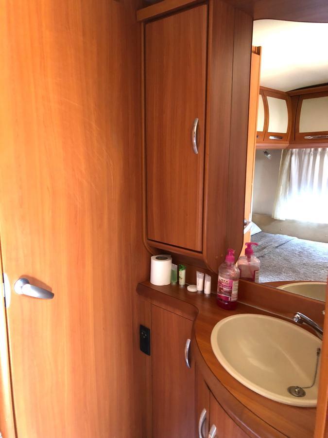 Go Outdoors Caravan Park นูวาราเอลิยา ภายนอก รูปภาพ
